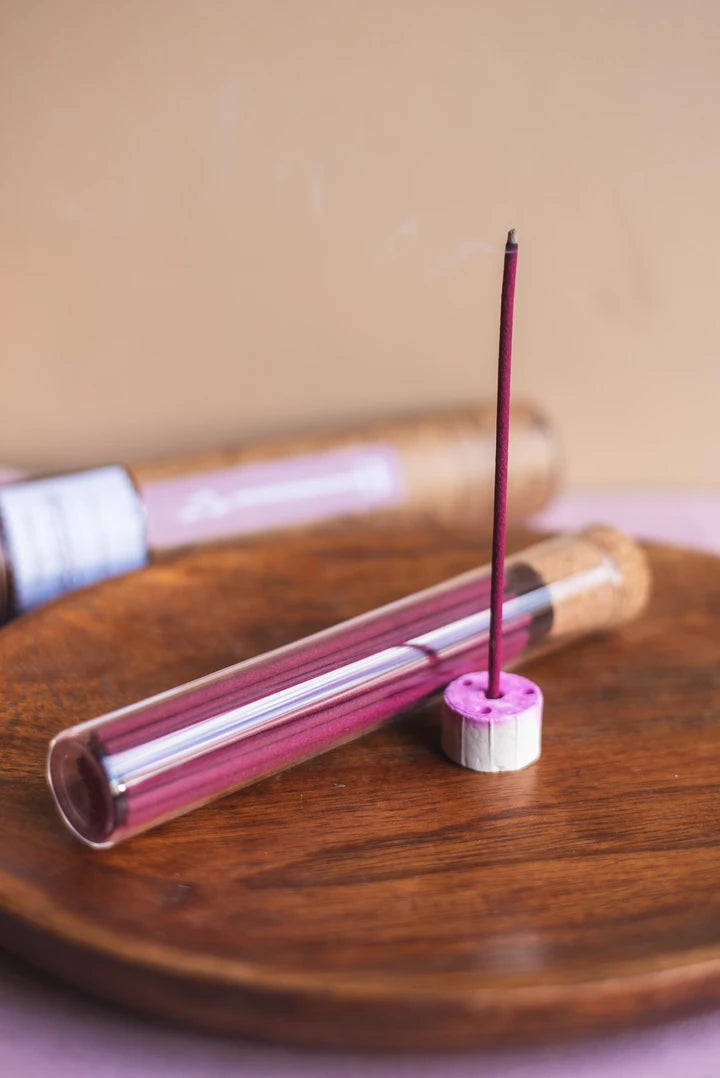 Wild Berry Cassis Botanical Aromatherapy Bambooless Incense (40 Sticks + Ceramic Holder)