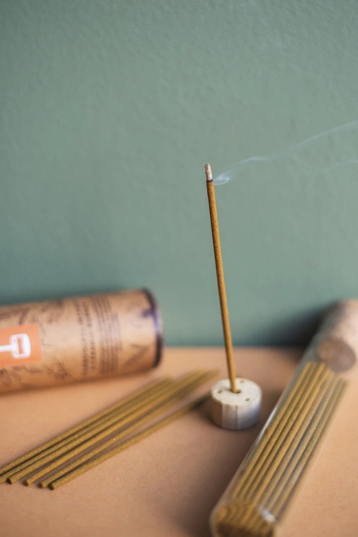 Goji Moro Orange Botanical Aromatherapy Bambooless Incense (40 Sticks + Ceramic Burner)