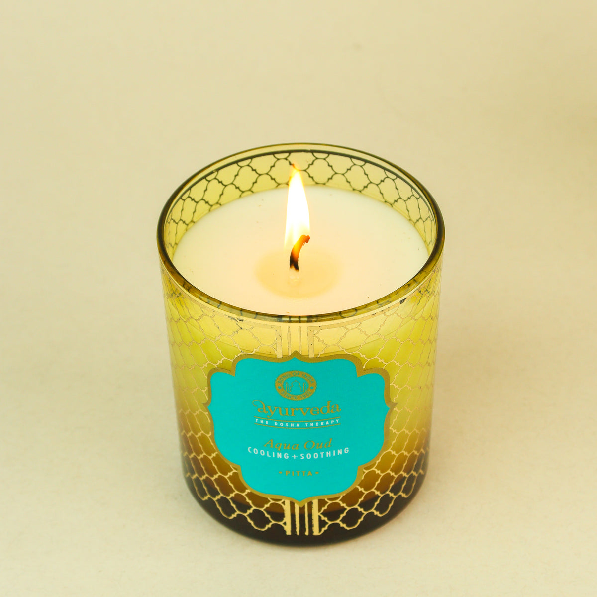 Aqua Oud Scented Candle