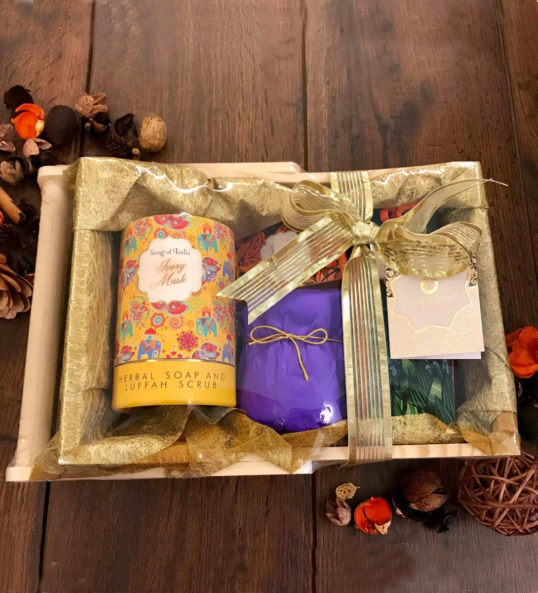 Little Pleasures Pinewood Gift Tray by Song of India — primary gift set product image
