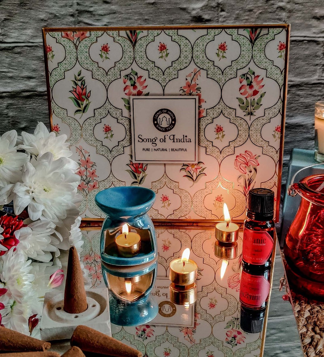 White Meditation / Pooja Organic Goodness Gift Box - Incense by Song of India — gift box contents detail