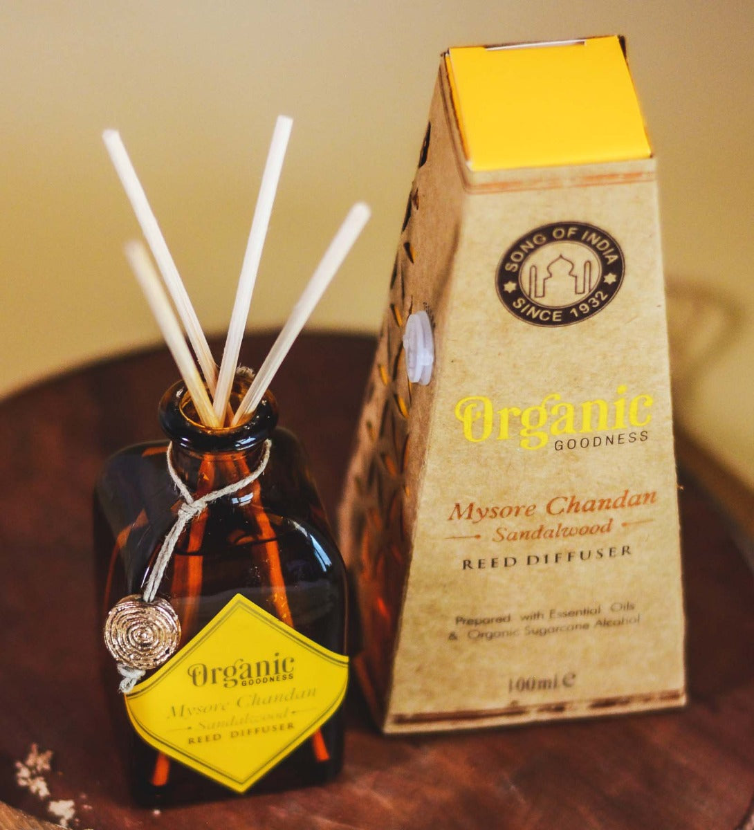 Mysore Chandan - Sandalwood Reed Diffuser by Song of India — reed diffuser bottle and reeds detail